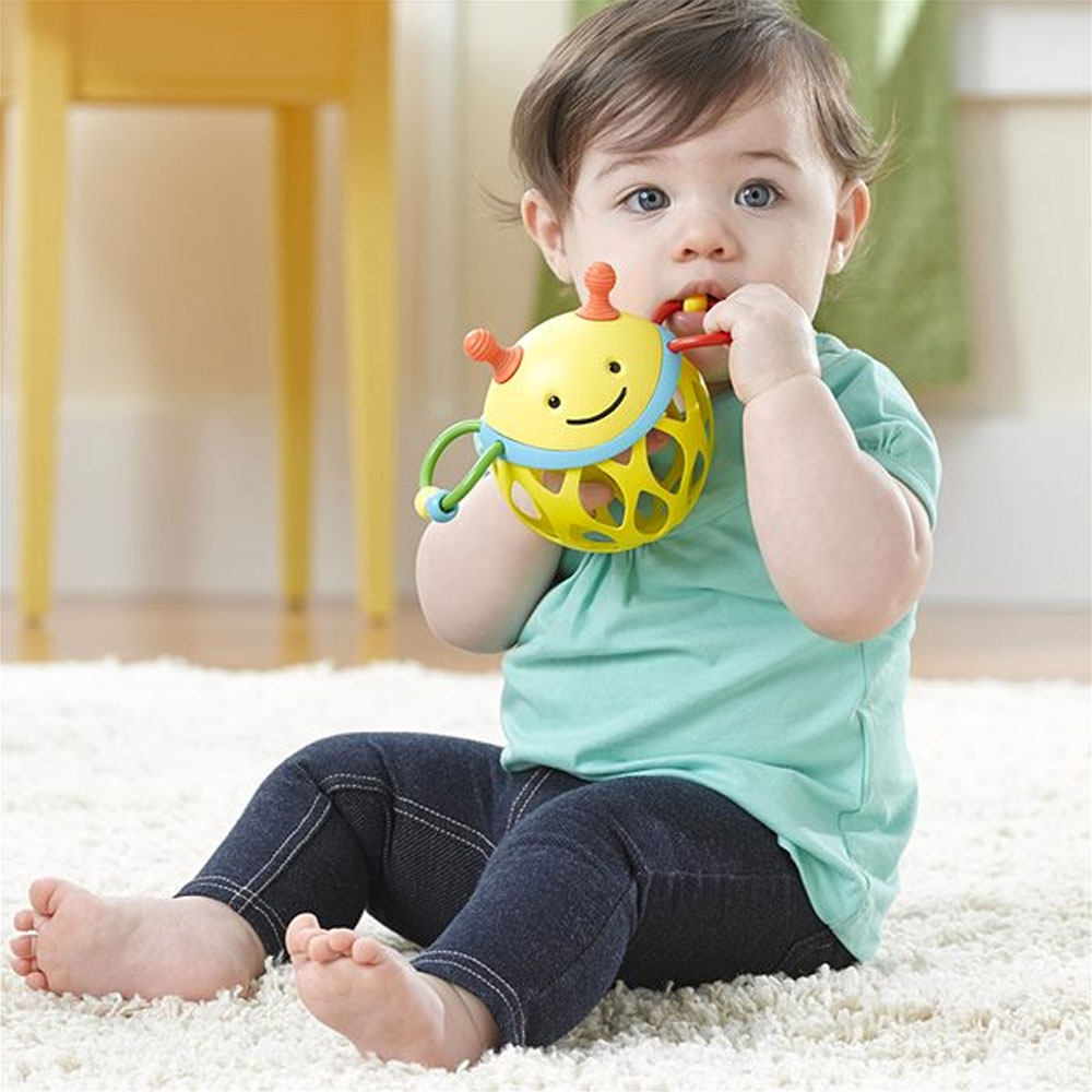 SKIP HOP - Sonajero Rounded Abeja - SK3102 - Imagen 3